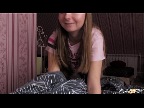 ❤️ Une blonde suce profondément son meilleur ami et reçoit du sperme dans la bouche. ❤️❌ Vidéo de porno at us ❌️