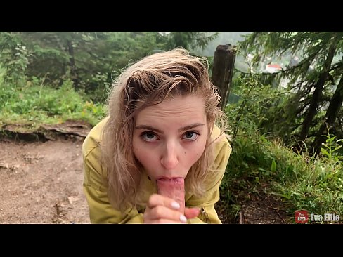 ❤️ Une fille avale du sperme après une fellation publique - Eva Elfi ❤️❌ Vidéo de porno at us ❌️